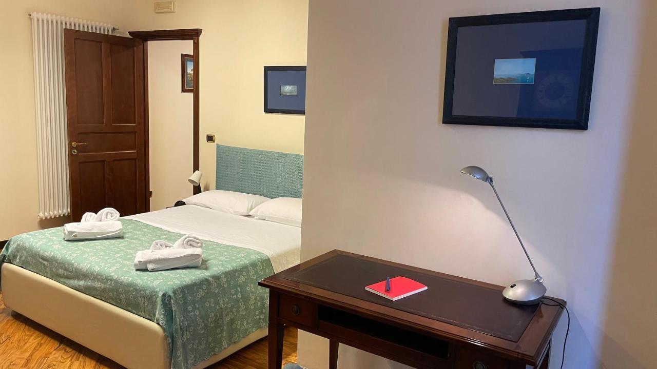 Caravaggio Apartment Napoli Esterno foto